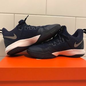 Women’s Nike Zoom Shift: Basketball Shoe